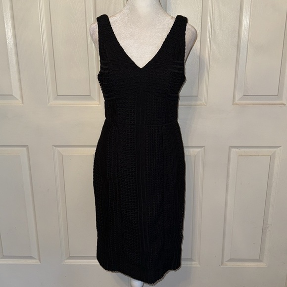NWT Anthropologie Maeve Taleen Black Lace V Neck Cocktail - Picture 5 of 10